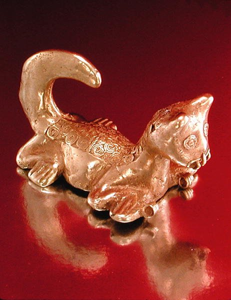A Sizin Jaguar kolye ucu (altın) by Pre Columbian Pre Columbian