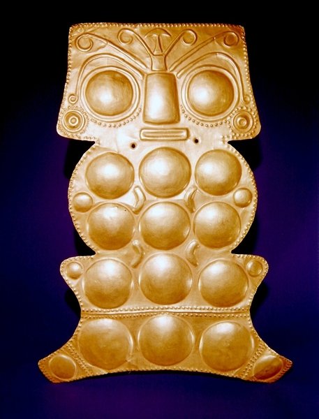 Sinu nehrinin kaynaklarından pektoral, muhtemelen Calima stili (altın) by Pre Columbian Pre Columbian