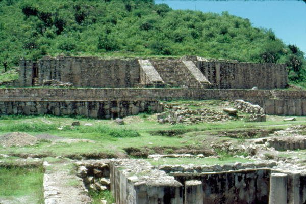 Center Plaza
