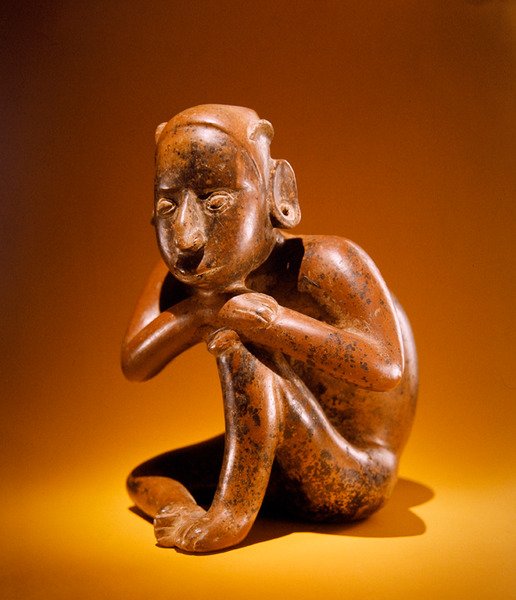 Oturan figür, Colima Kültürü (seramik) by Pre Columbian Pre Columbian