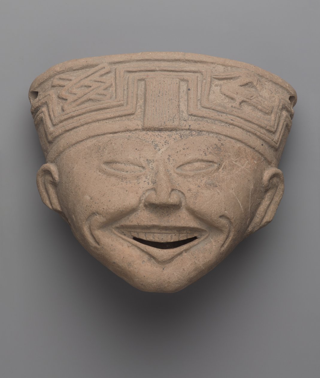 Gülen Adamın Başı, Totonac (seramik) by Pre Columbian