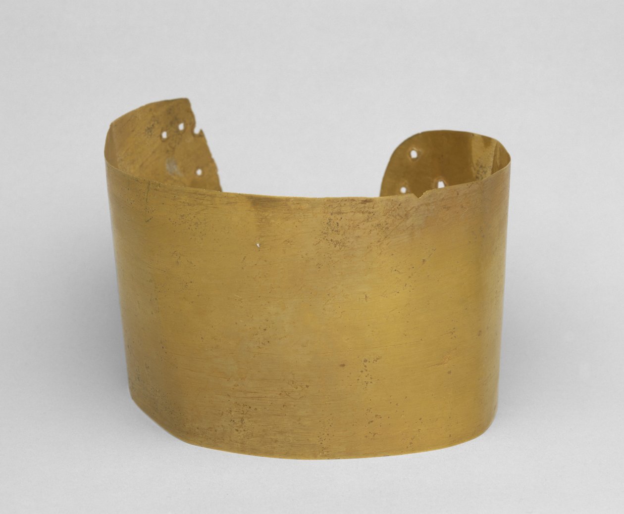Bant Süs, tarihsiz (altın) by Pre Columbian Pre Columbian