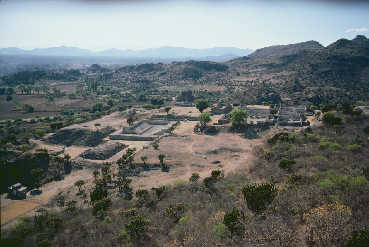 Kentin havadan görünümü, Geç Klasik Dönem by Pre Columbian