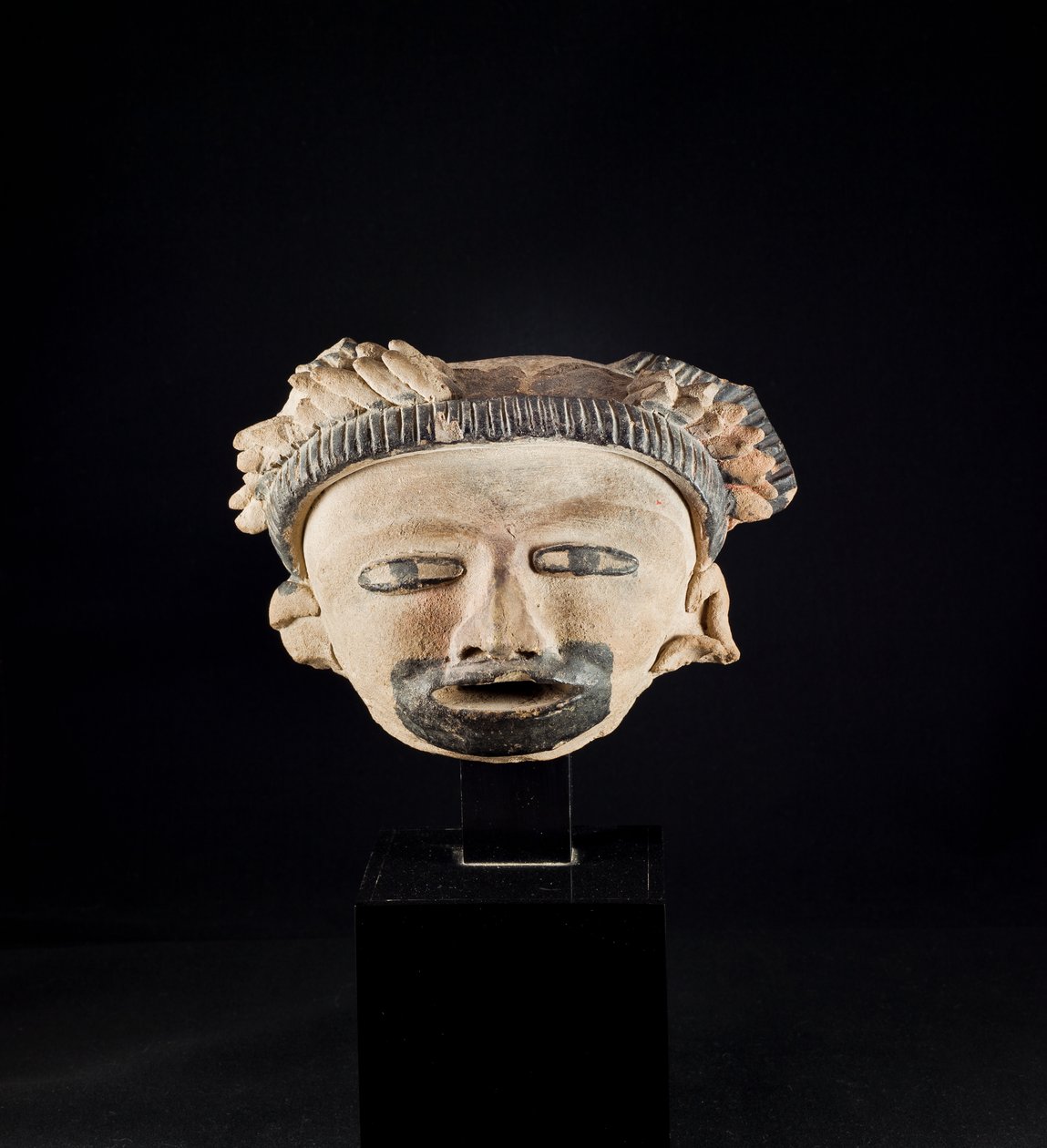 Baş heykelciği / Meksika, Totanaque kültürü (pişmiş toprak) by Precolombian Precolombian