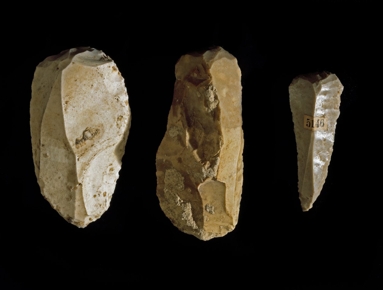 Prehistorya: çeşitli çakmaktaşı aletler. Mezolitik Çağ. Umbria