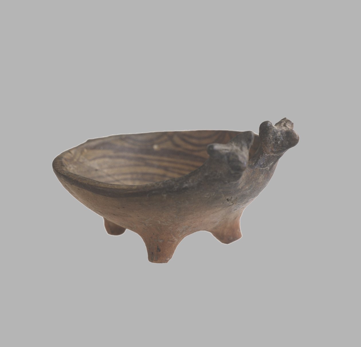 Zoomorfik Kase, MÖ 3800-3600 by Prehistoric Russian Culture