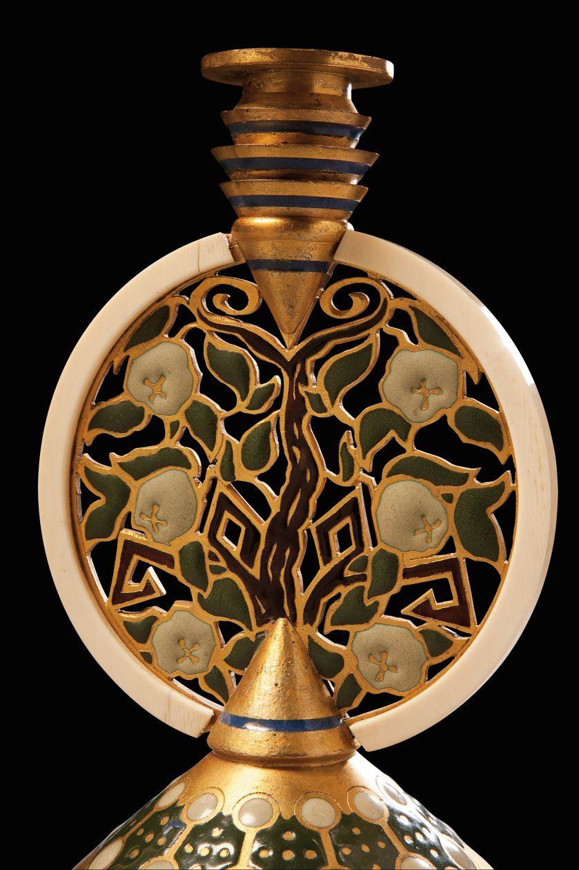 Yaldızlı bronz emaye ve fildişi şamdan detayı by Princess Maria Tenisheva