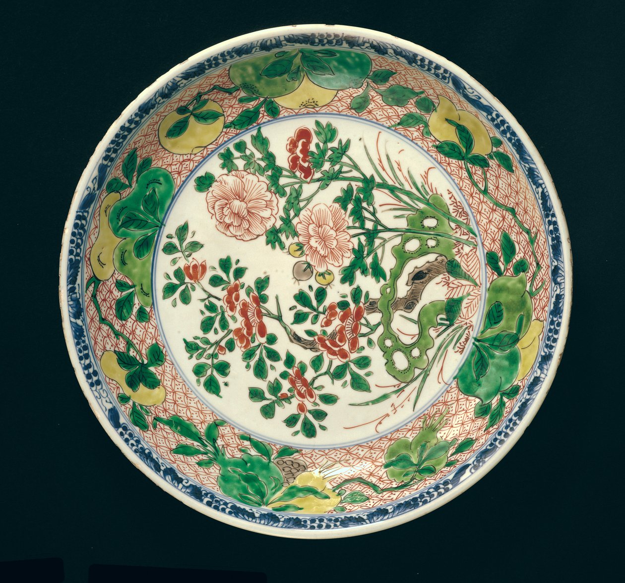 Famille verte süslemeli tabak, Kangxi Dönemi, 1662-1722 (seramik) by Qing Dynasty Chinese School