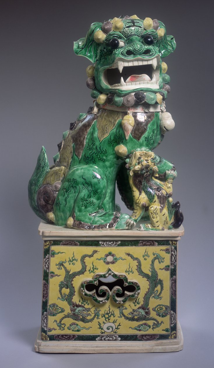 Büyük Famille Verte Budist Aslanı ve Yavrusu, Kangxi dönemi (1662-1722) (porselen) by Qing Dynasty Chinese School