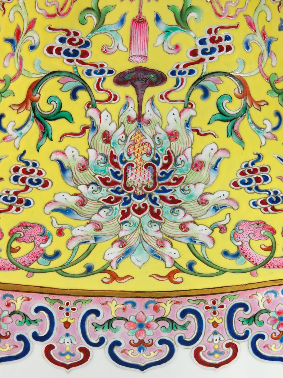 Bir Çift Imperial Famille Gül Vazolarından Birinden Detay (seramik) by Qing Dynasty   Jiaqing Period Chinese School