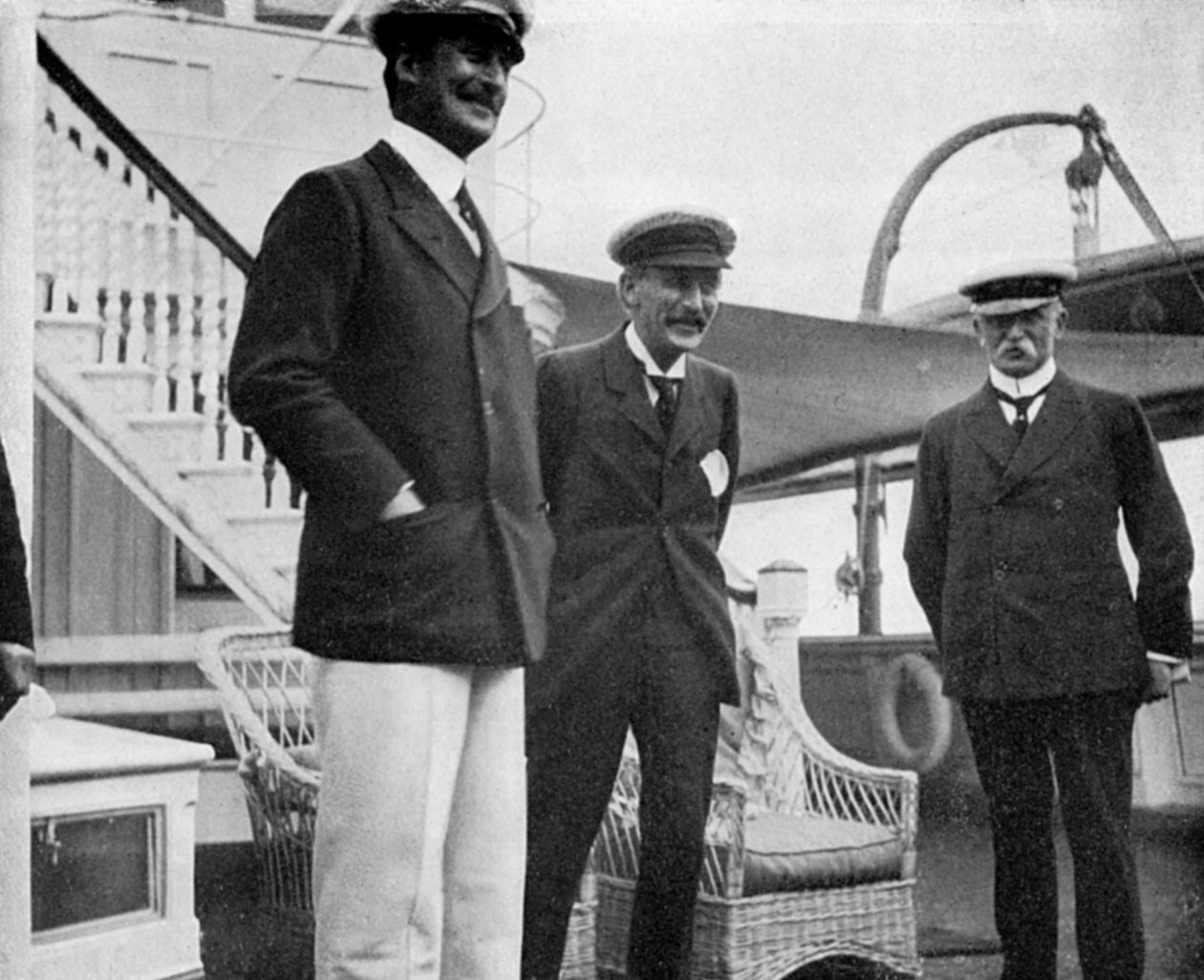 Sir Charles Hardinge, Sir Arthur Nicolson ve General Sir John French, 1908 by Queen Alexandra