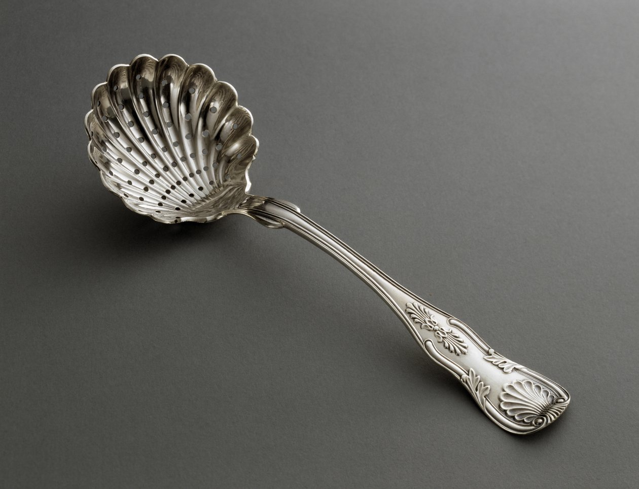 Delikli kepçe, c. 1825-1846 (gümüş) by R. and W. Wilson