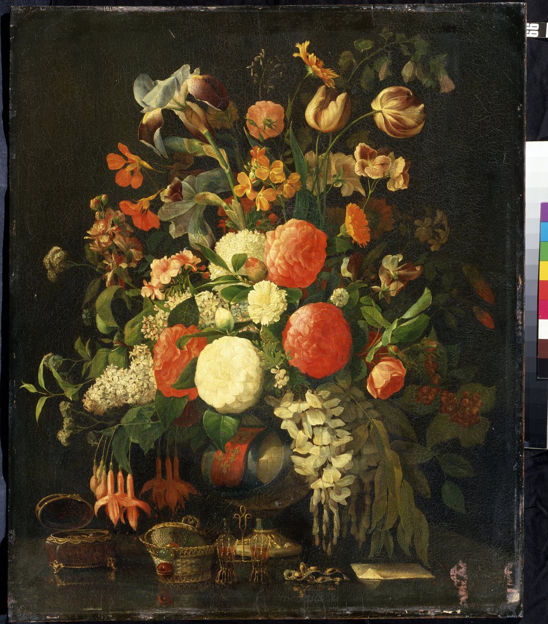 ""Çiçek Buketi"" (Çiçekler) Masanın üzerinde mücevher kutuları var. Rachel Ruysch (1664-1750) tarafından yapılan tablo 18. yüzyıl Mikhail Kroshitsky Sanat Müzesi, Sivastopol (Sivastopol) Ukrayna by Rachel Ruysh