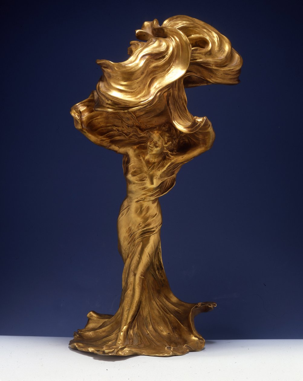 Loie Fuller, yaklaşık 1900 by Raoul Francois Larche
