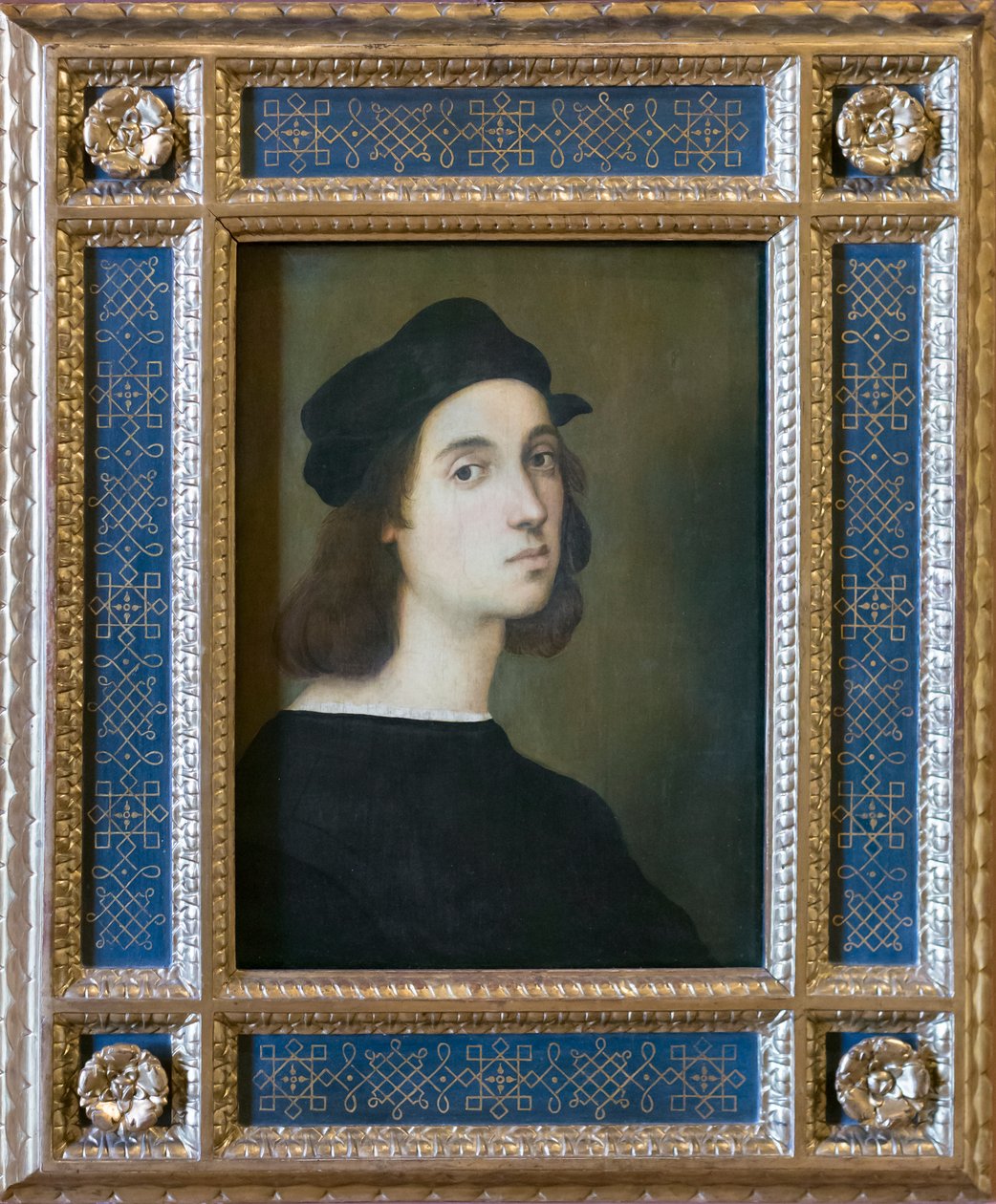Otoportre by Raphael (1483 1520)