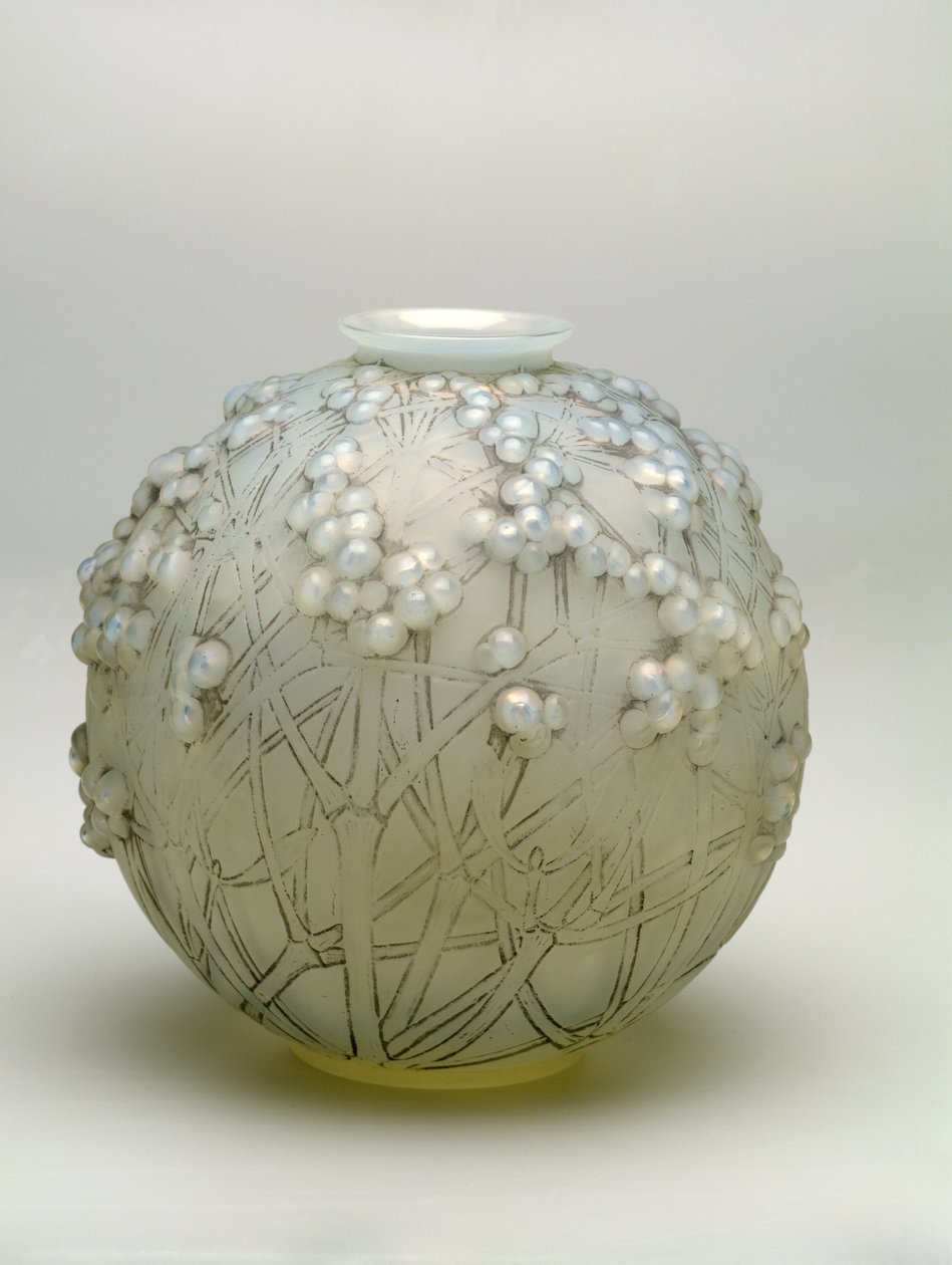 Druid Vazo, 1924 (kalıpla üflenmiş cam) by Rene Jules Lalique