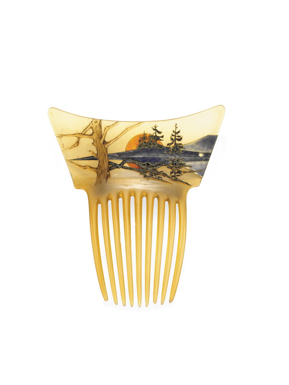 Art Nouveau saç tarağı, c.1900 (boynuz ve emaye) by Rene Jules Lalique