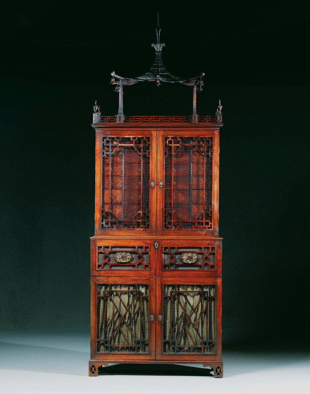 George II Kabine Sekreteri by Richard Wright