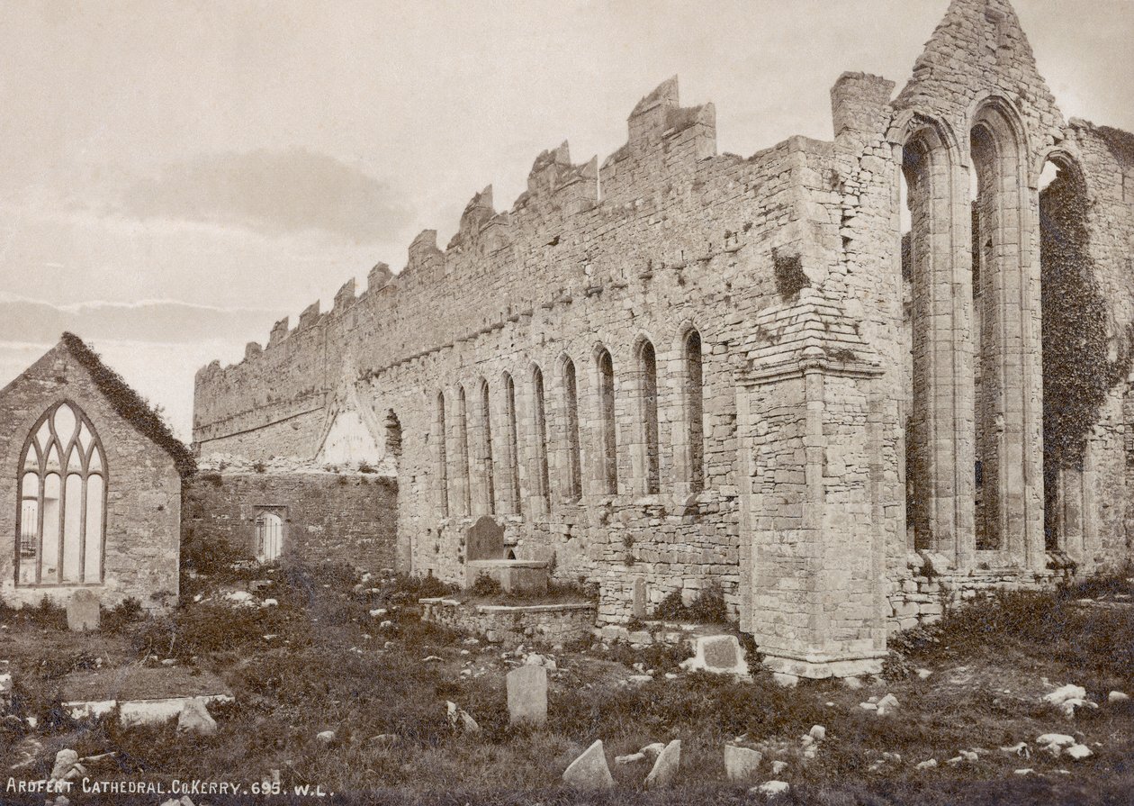 Ardfert Katedrali, Robert French tarafından William Lawrence Fotoğraf Stüdyosu için fotoğraflandı, 1880