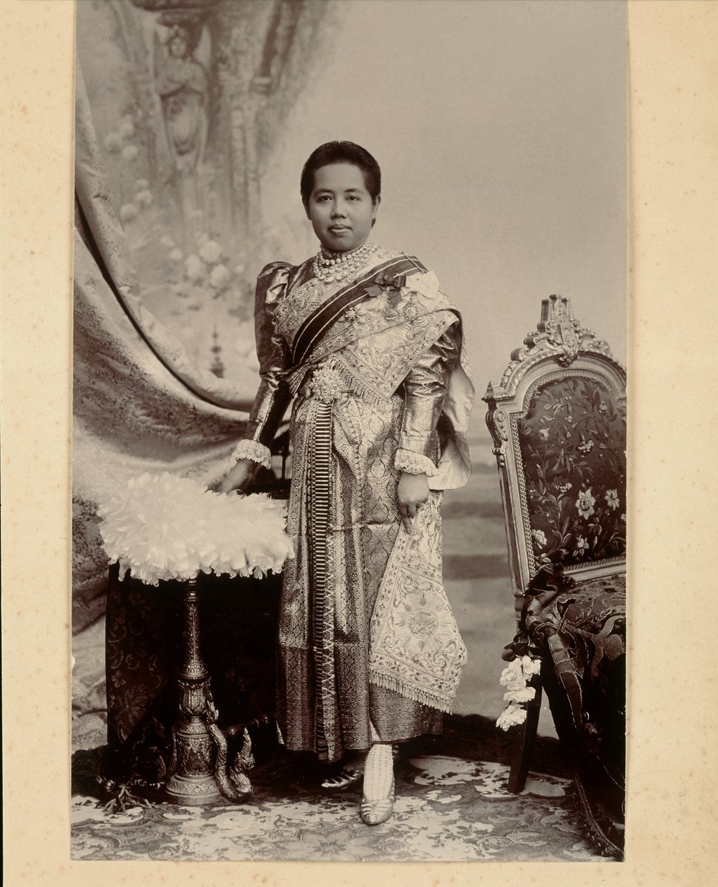 Kraliçe Saovabha Bongsri, 1890 by Robert Lenz