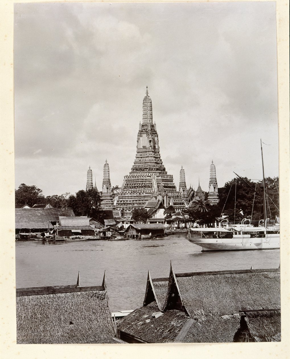 Wat Arun ve Chao Phraya Nehri, 1890 by Robert Lenz