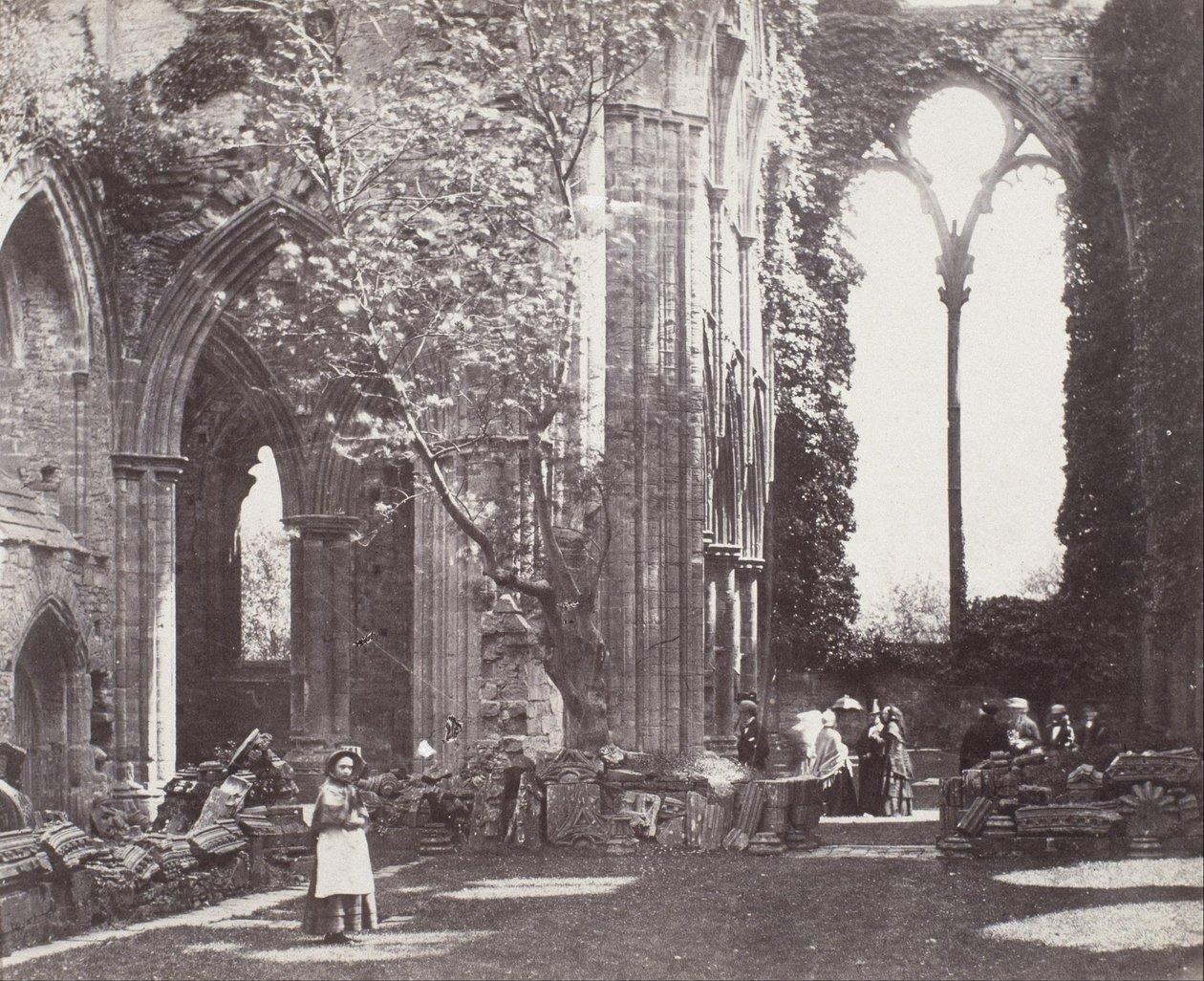 İç - Tintern Manastırı by Roger Fenton