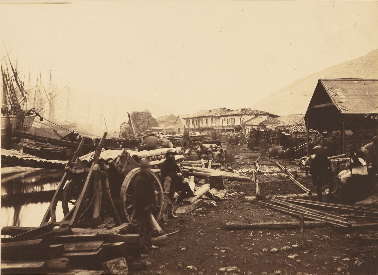 İniş Yeri Demiryolu Mağazaları, Balaklava by Roger Fenton
