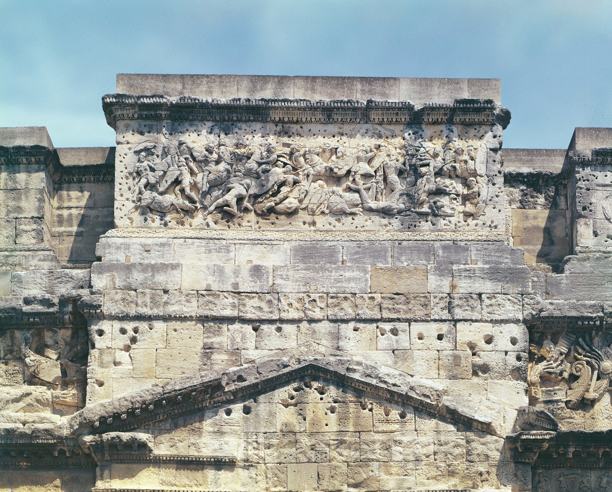 Güney tarafından Arc de Triomphe'nin arşitravı by Roman