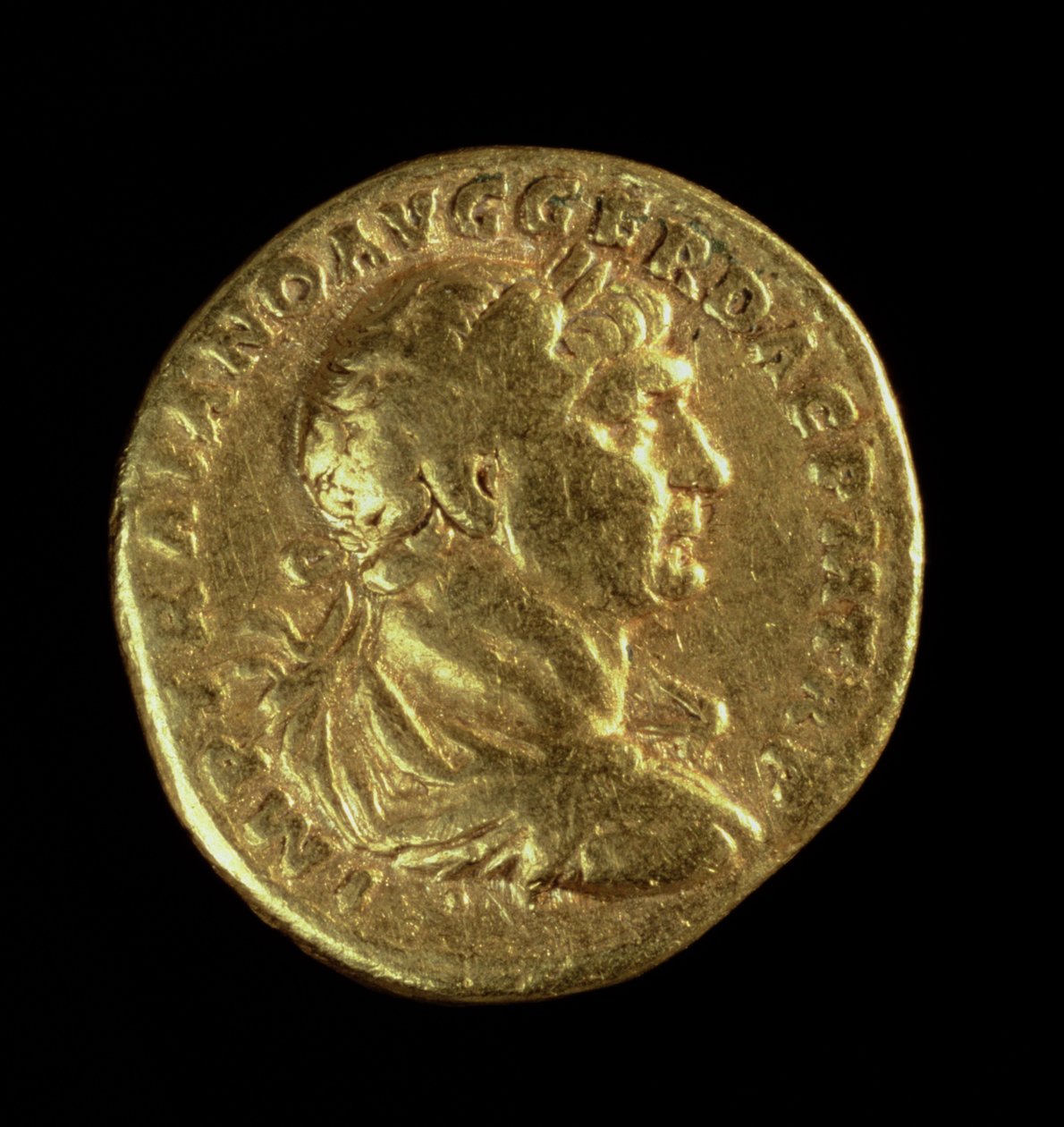 Aureus (ön yüz) dökümlü Trajan büstü ile (MS 98-MS 117) bir defne çelengi (altın) giymiş Yazıt: IMP TRAIANO AVG GER DAC PM TR P (ters için bkz. 119145) by Roman