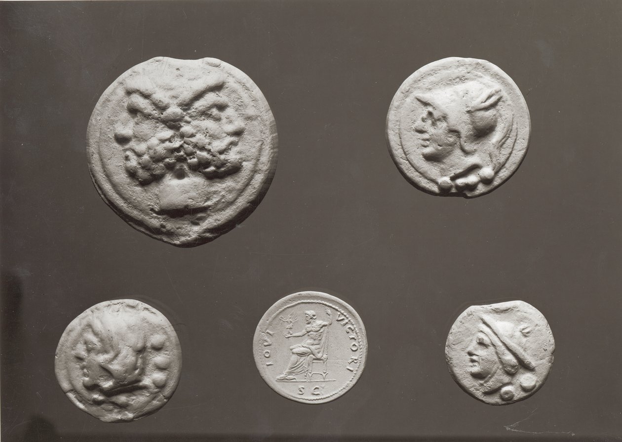 Janus, Jüpiter, Merkür ve Minerva'yı tasvir eden beş madeni para, MÖ 753-476 AD (metal) by Roman