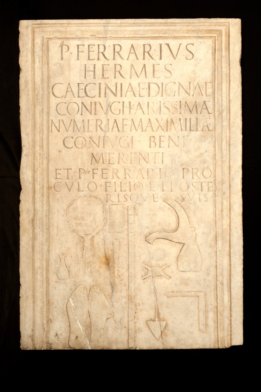 Yazılı stel (mermer) by Roman