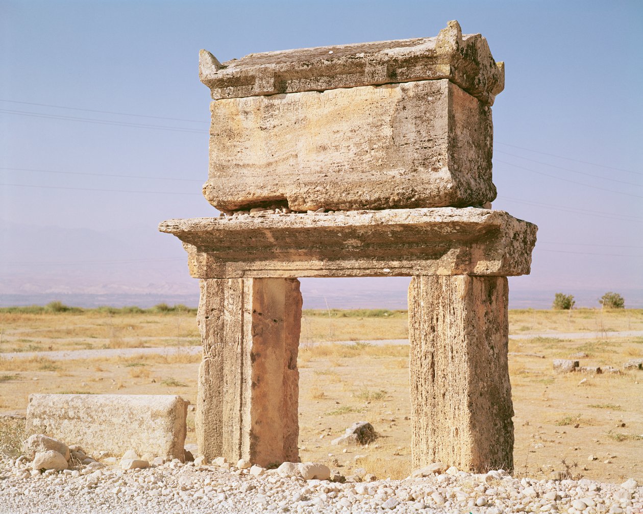 Yükseltilmiş lahit, 2.-3. yüzyıl by Roman