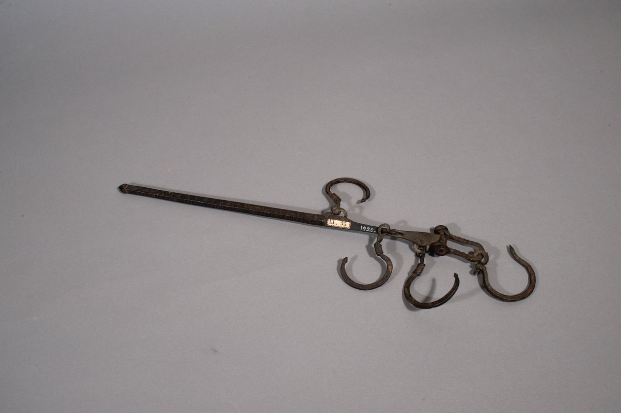 Roman steelyard balance (bronze) by Roman