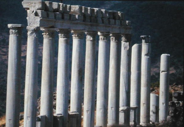 Trajan Tapınağı