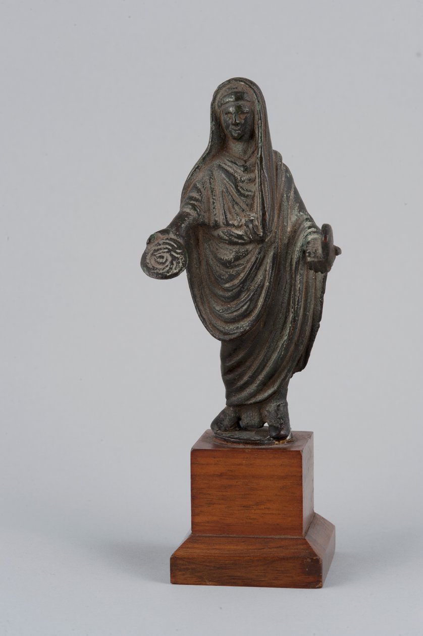 Peçeli Rahibe (bronz) by Roman