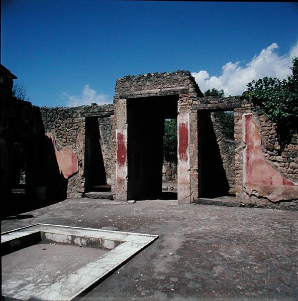 villaya by Roman