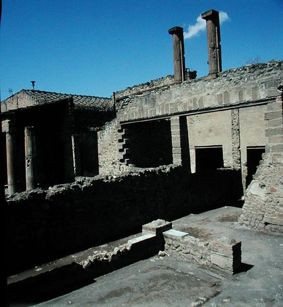 villaya by Roman