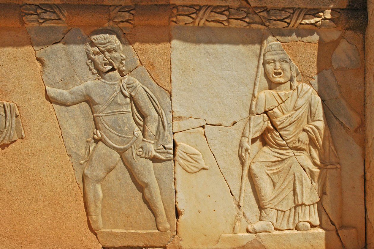 Roma tiyatrosunun ön sahnesindeki kısmalar, Sabratha, Libya, MS 2. yüzyıl by Roman