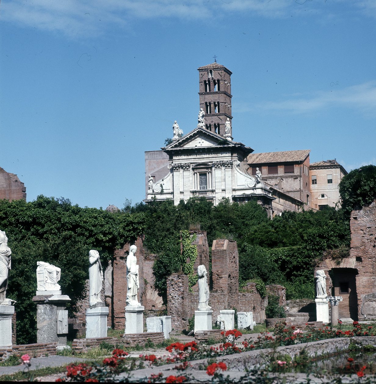 Vestals Evi (Foyer des vestales), Roma Forumu, Roma, İtalya. by Roman