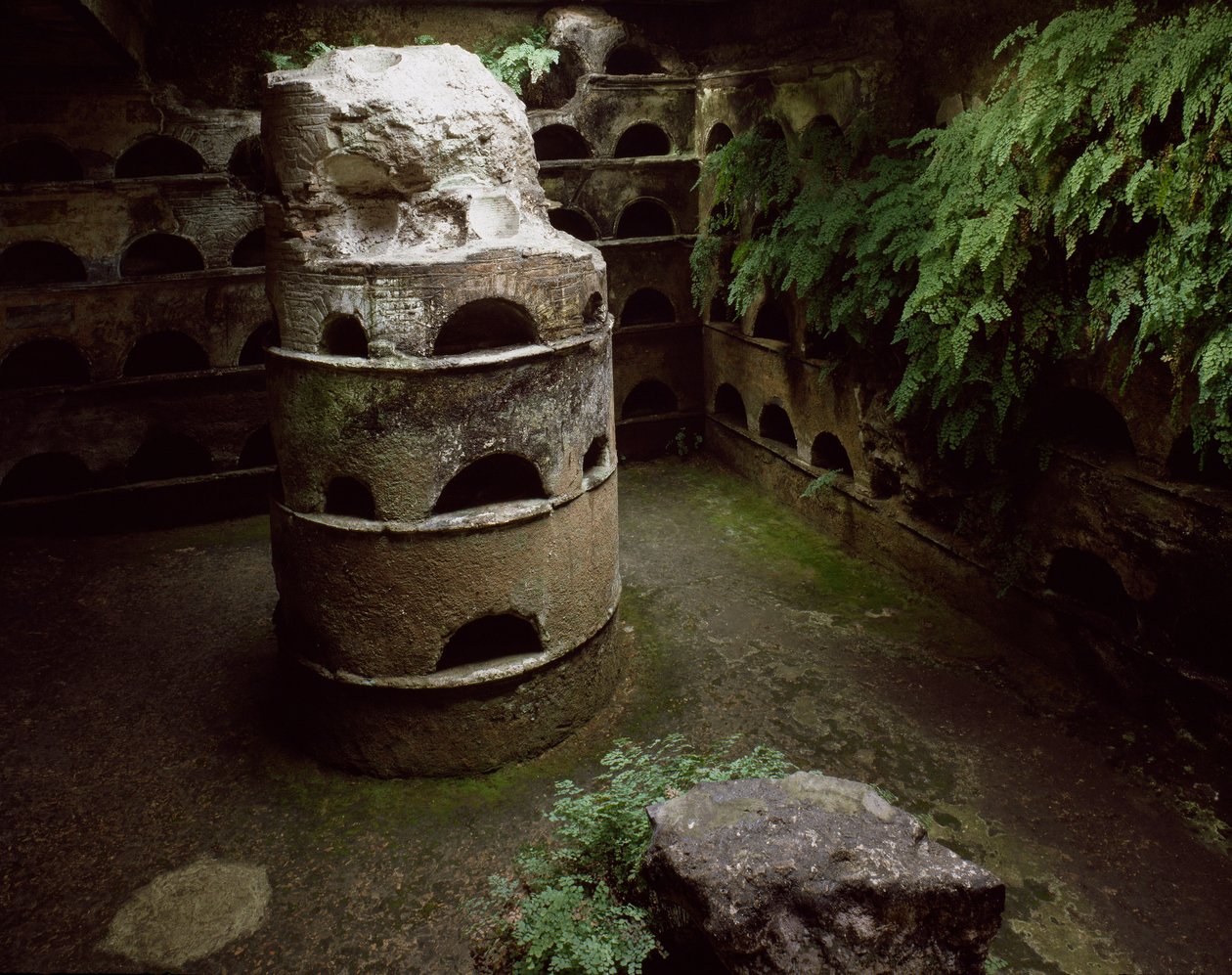 Scipions Mezarı Columbarium, MÖ 3. yüzyıldan MS 1. yüzyıla kadar (fotoğrafçılık) by Roman