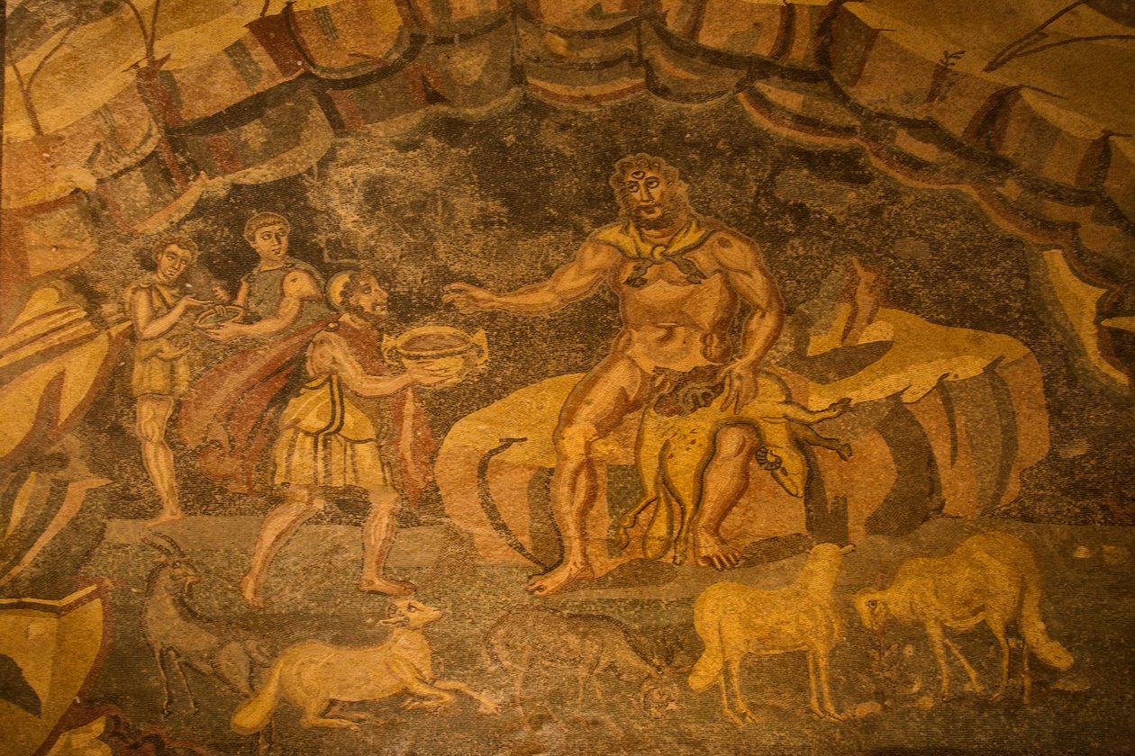 Tepegöz zemin mozaiği, Villa Romana del Casale, Piazza Armerina, Sicilya, İtalya (fotoğraf) by Roman