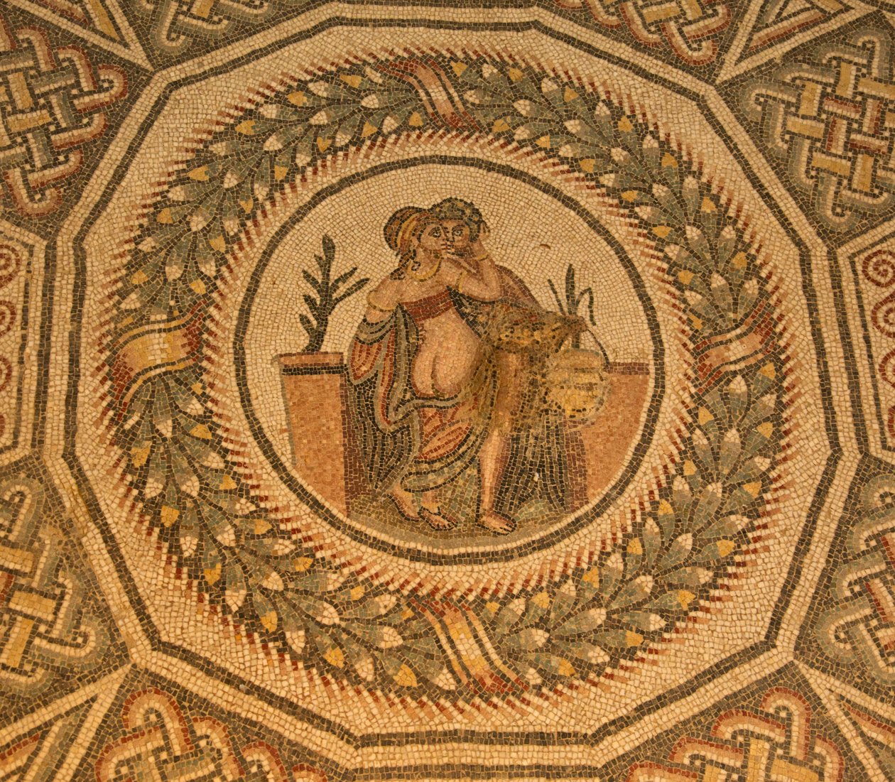 Erotik zemin mozaiği, Villa Romana del Casale, Piazza Armerina, Sicilya, İtalya (fotoğraf) by Roman