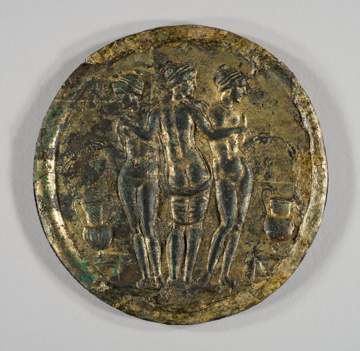 Üç Güzelin Temsili Ayna, 2. yüzyıl (Gümüş, yaldızlı bronz) by Roman