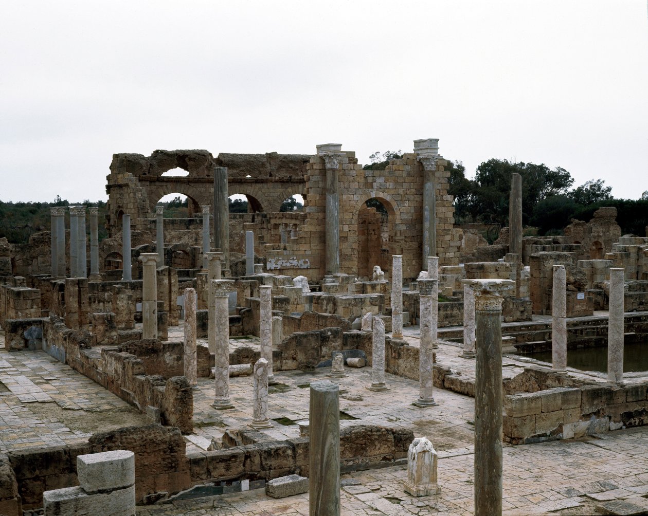 İmparator Hadrian döneminde inşa edilen hamam, 2. yüzyıl by Roman