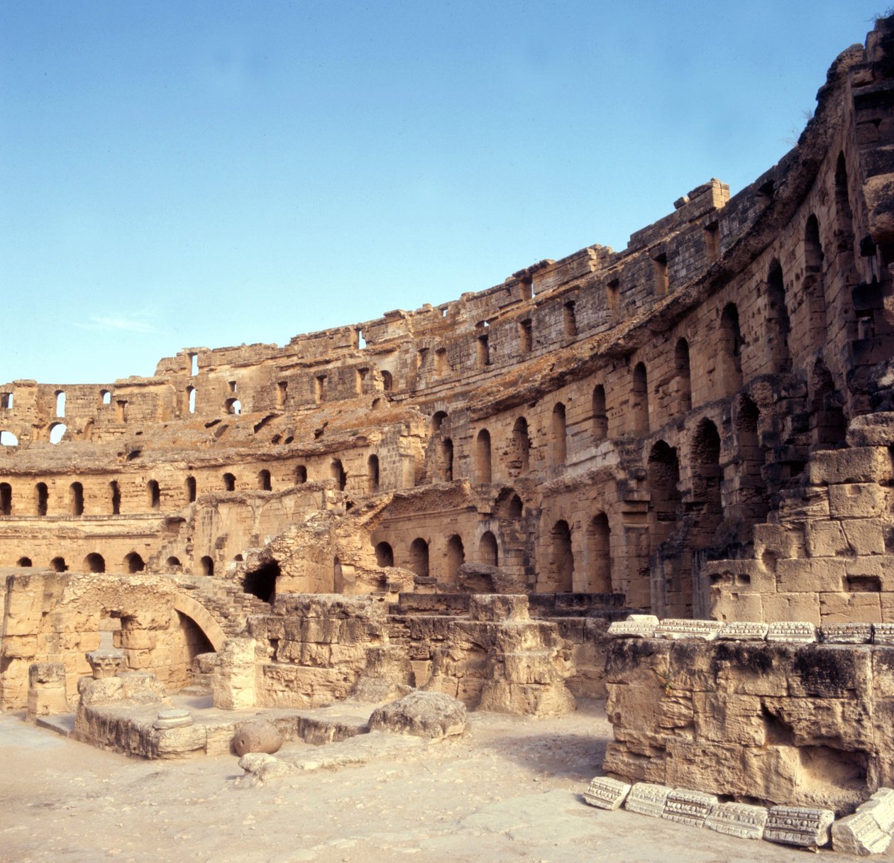 El-Djem, Tunus Roma Kolezyumu. by Roman