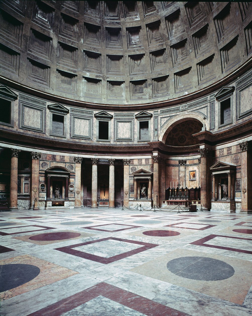 Roma sanatı. Marcus Vipsanius Agrippa zamanında inşa edilen Pantheon