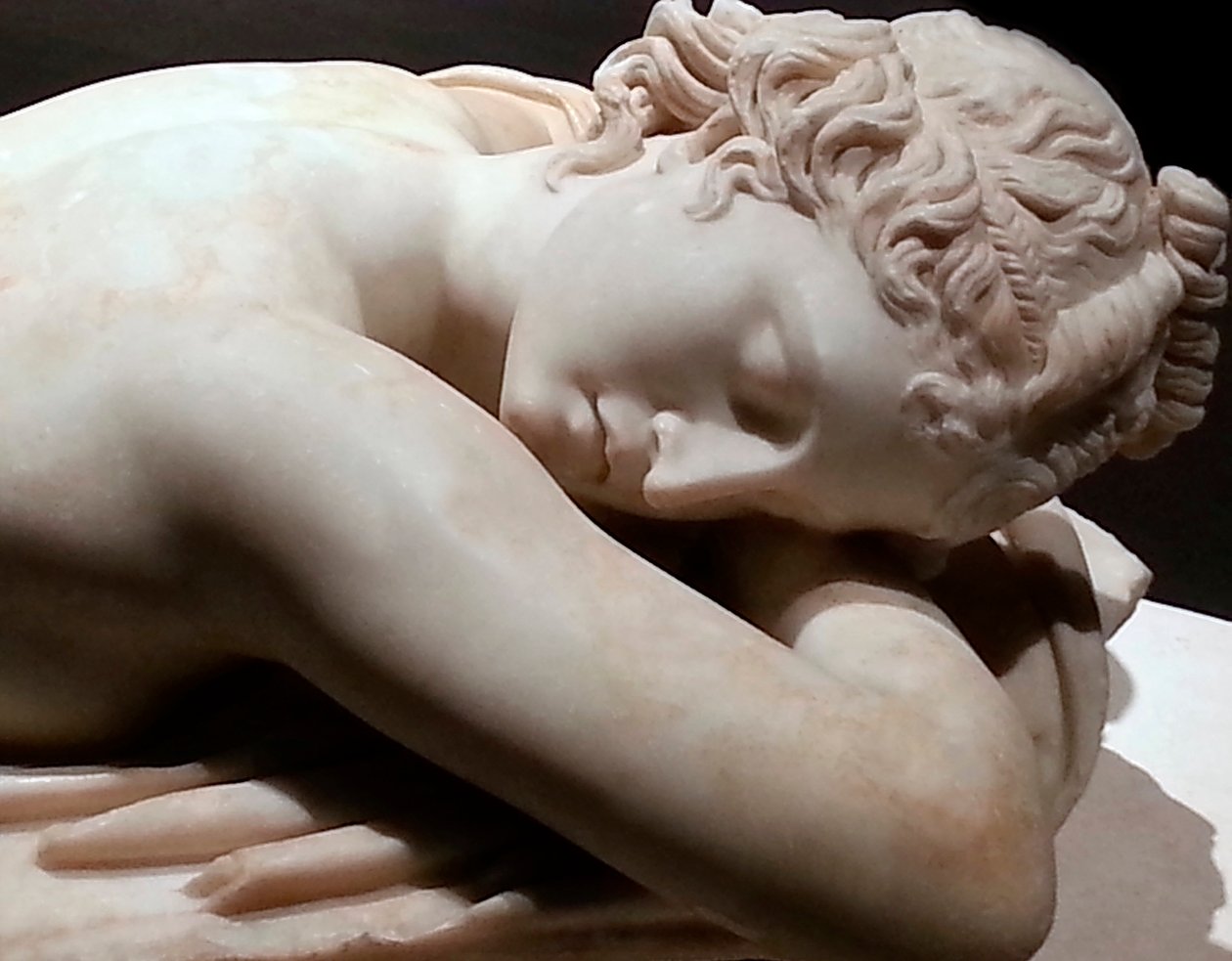 Uyuyan Hermafrodit: mermer heykel, Roma sanatı by Roman