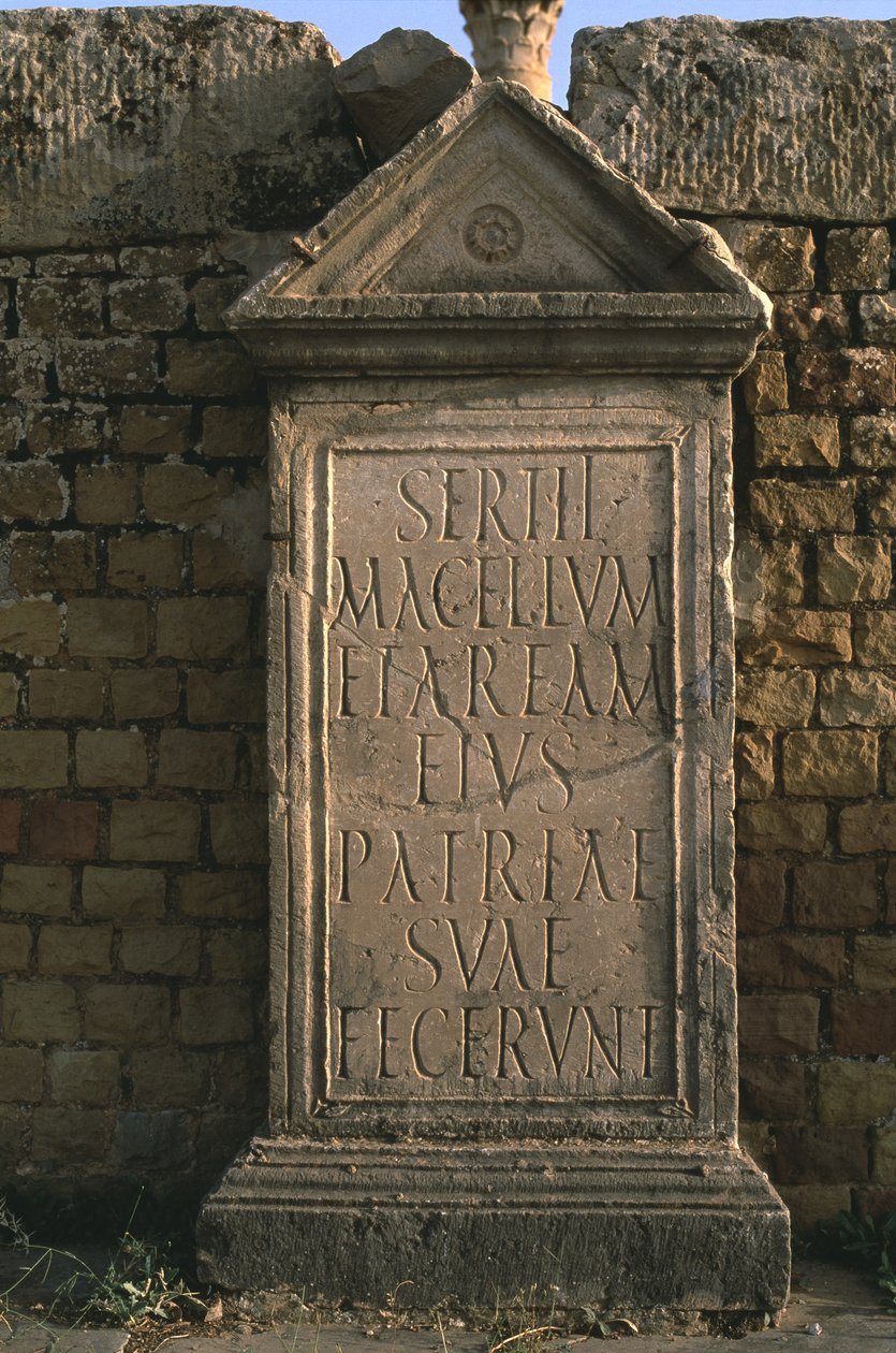 Sertius Pazarı Yüksek İmparatorluk Dönemi (M.Ö.27-395) ile ilgili yazıtlı dikilitaş by Roman Imperial Period
