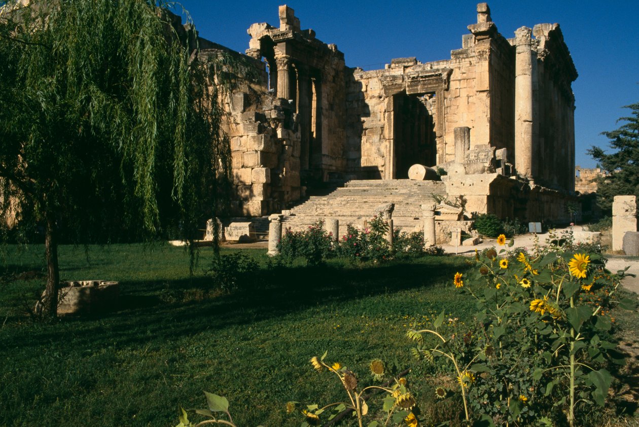 Bacchus Tapınağı, detay, Yüksek İmparatorluk Dönemi (MÖ 27-395) by Roman Imperial Period