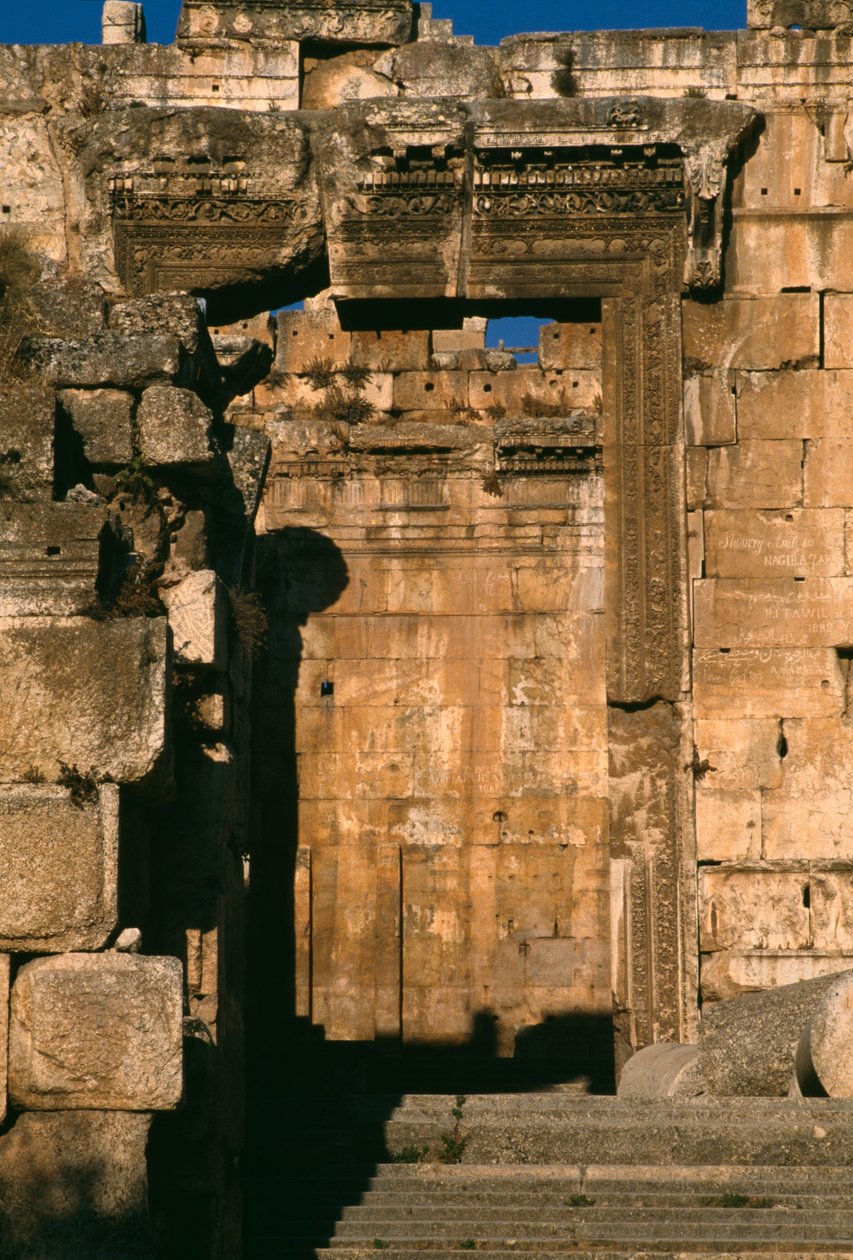Bacchus Tapınağı, detay, Yüksek İmparatorluk Dönemi (MÖ 27-395) by Roman Imperial Period